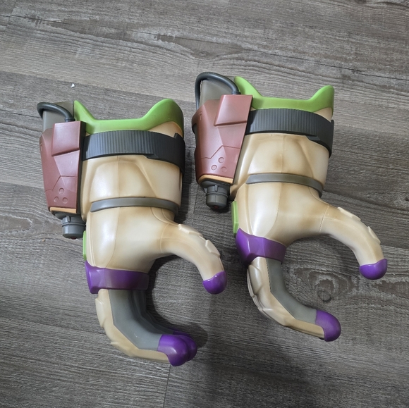 set of 2 Disney Parks Buzz Lightyear Gauntlet 2022 Disneyland Toy Story - Picture 3 of 6